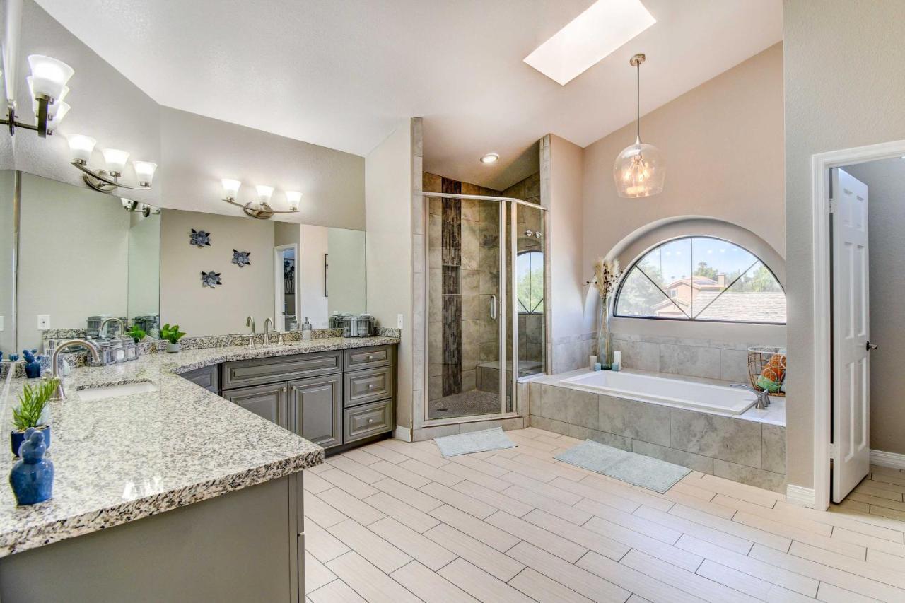 Holiday home Upscale Scottsdale Retreat With Private Pool And Grill